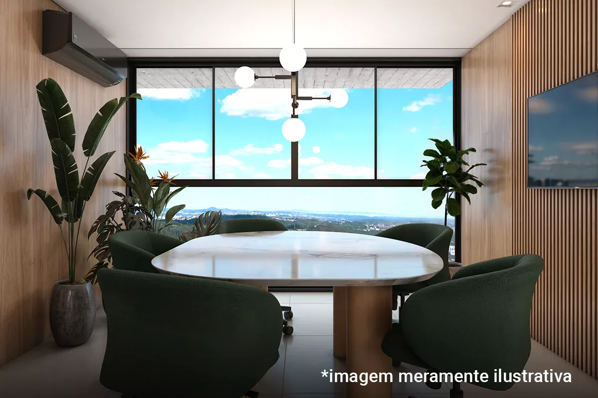 Sala de reuniões corporativa sofisticada, mesa oval de mármore rodeada por poltronas verdes, iluminação pendente contemporânea, paredes em madeira, plantas decorativas e ampla janela proporcionando vista panorâmica, evidenciando soluções inovadoras em ambientes empresariais.